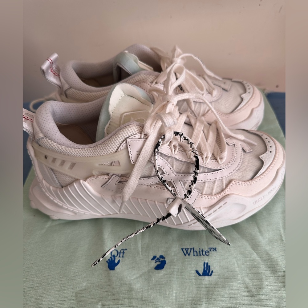 Off-White Odsy 1000